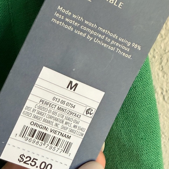 Green Button-Front Midi Skirt - Picture 3 of 5